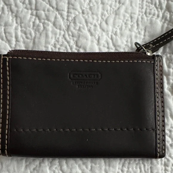 RARE Vintage Coach Dark Brown Leather Keychain Zip Card/Coin Pouch - Picture 2 of 4